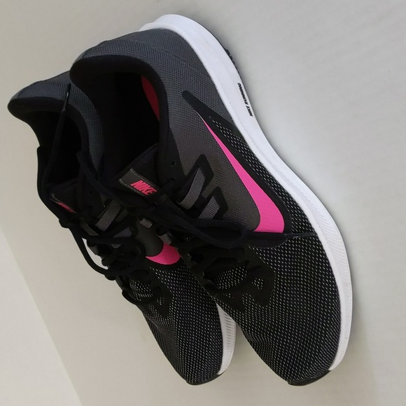 Nike Downshifter Running Sneaker 10 Black Pink - Picture 9 of 16